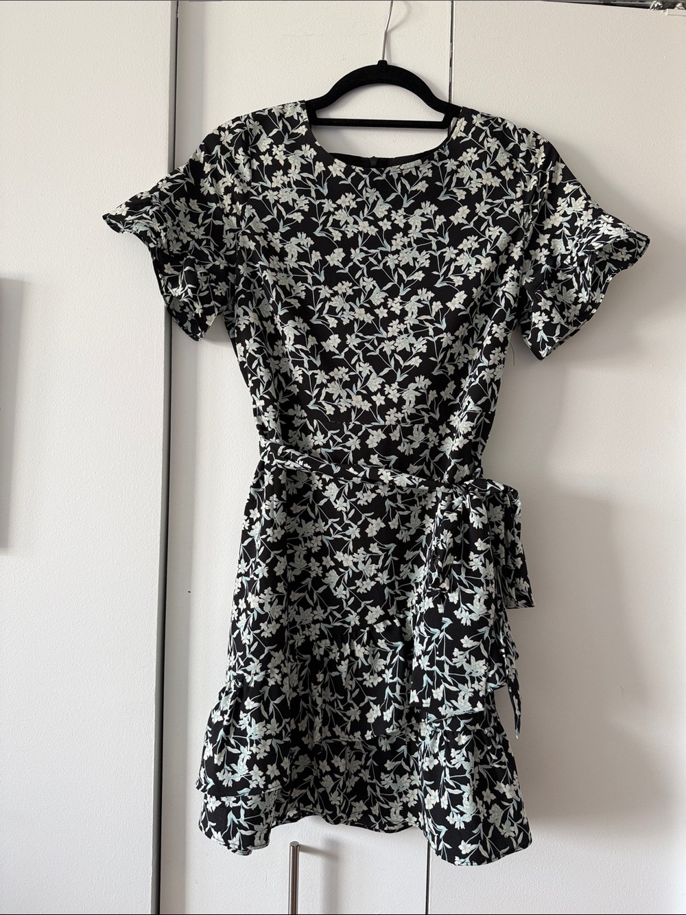 Banana Republic Black and White Floral Tie-Waist Mini Dress